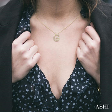 1/20 Ctw Initial 'G' Round Cut Diamond Pendant With Chain in 10K Yellow Gold